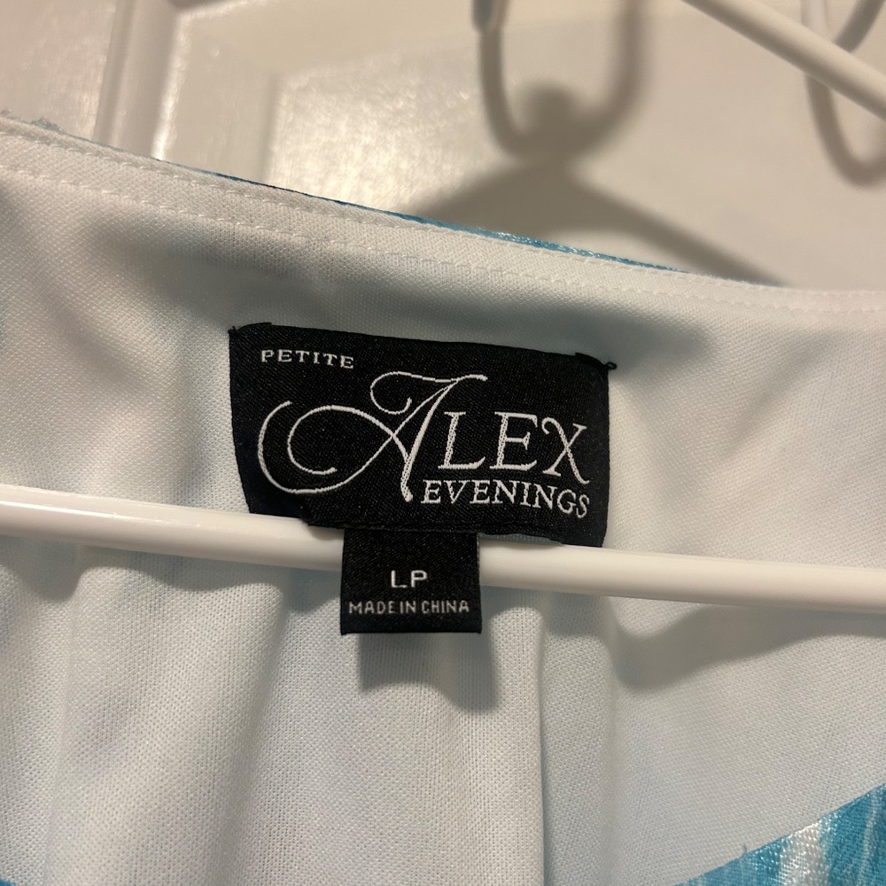 Alex Evenings Ruffle Top - Picture 2 of 5